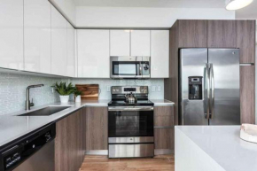 2/2 Hollywood view-10 mins from Hollywood Beach!